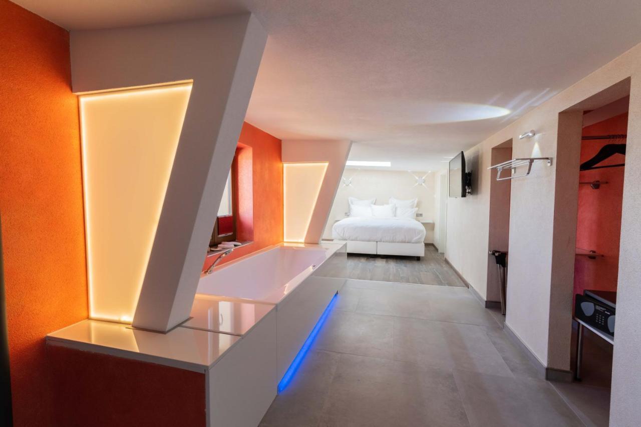Liebknecht 13 Hotel Бернбург Екстериор снимка